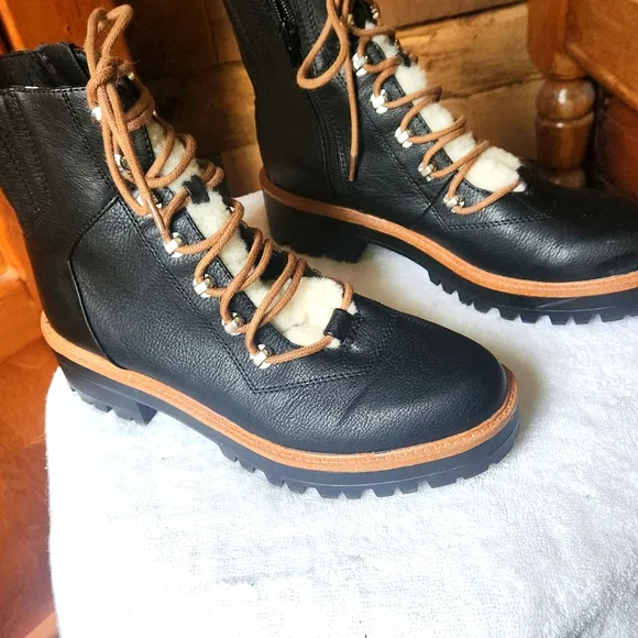 Indigo RD Black Izma Faux Fur Hiking Booties- Size 8M - Picture 7 of 13